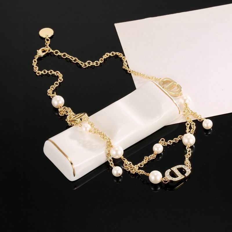 Dior Necklace 03yxs72